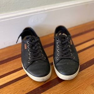 Women’s Ecco Size 36 Black Leather Sneakers